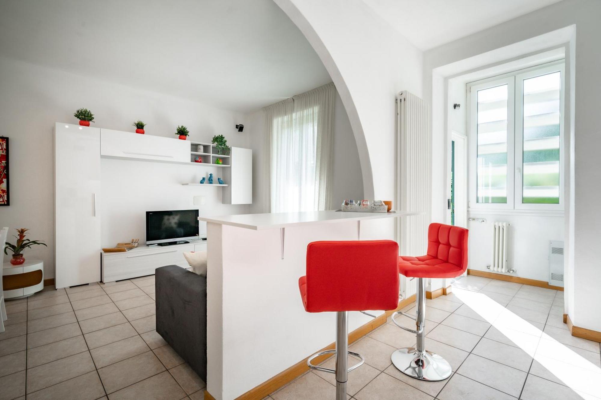 Dolce Teresa Apartment マンデッロ・デル・ラーリオ エクステリア 写真
