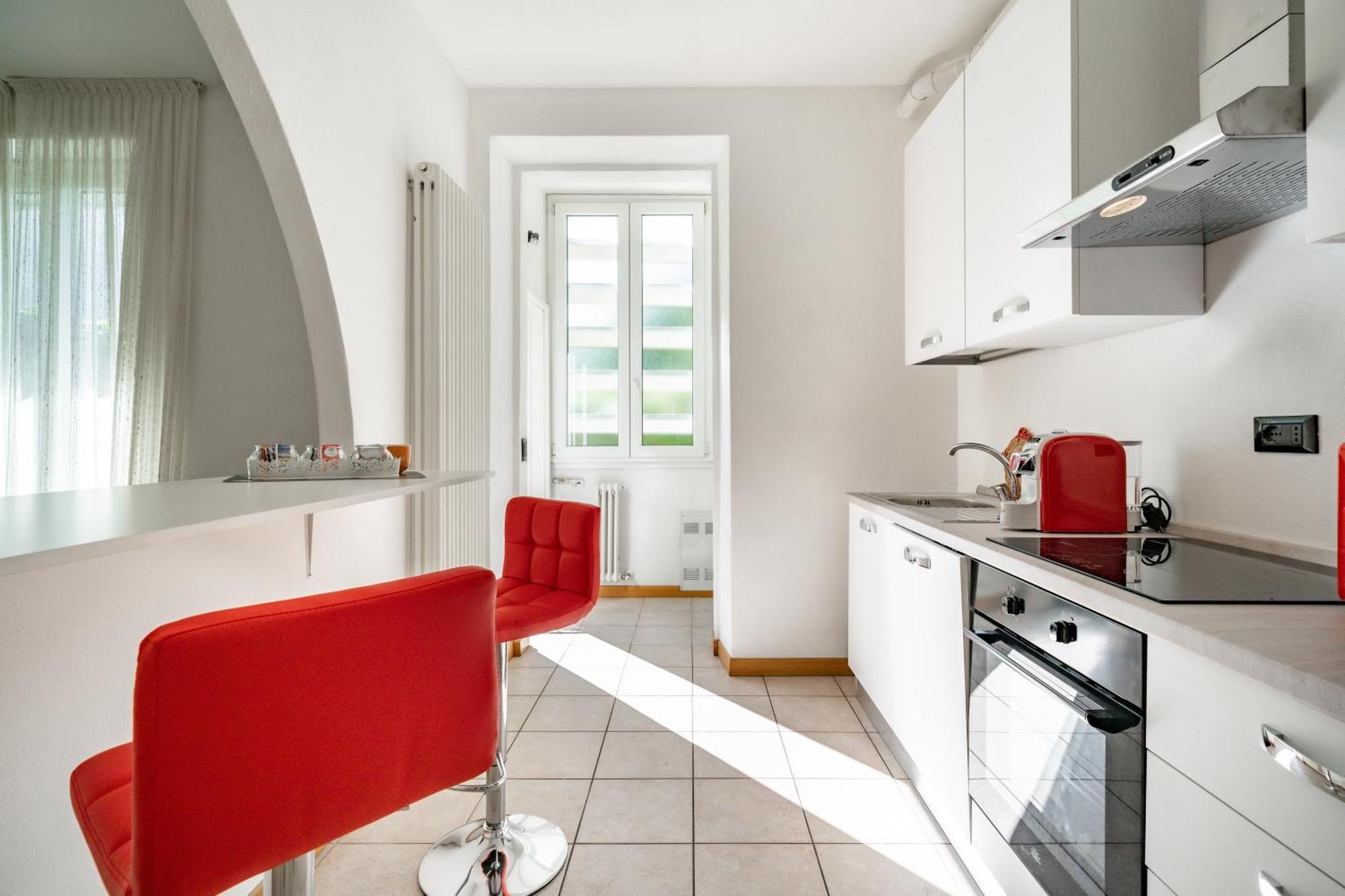 Dolce Teresa Apartment マンデッロ・デル・ラーリオ エクステリア 写真