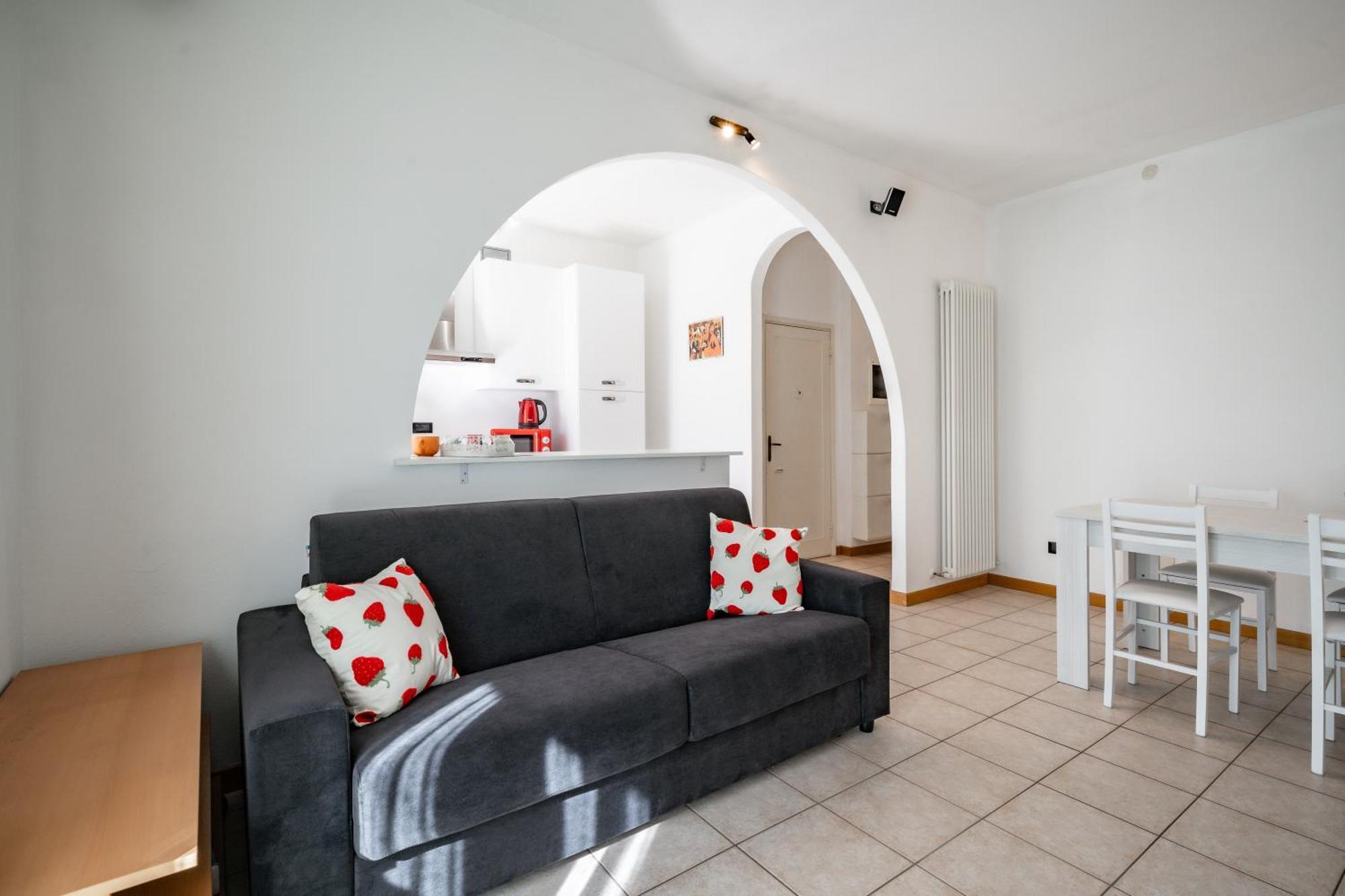 Dolce Teresa Apartment マンデッロ・デル・ラーリオ エクステリア 写真