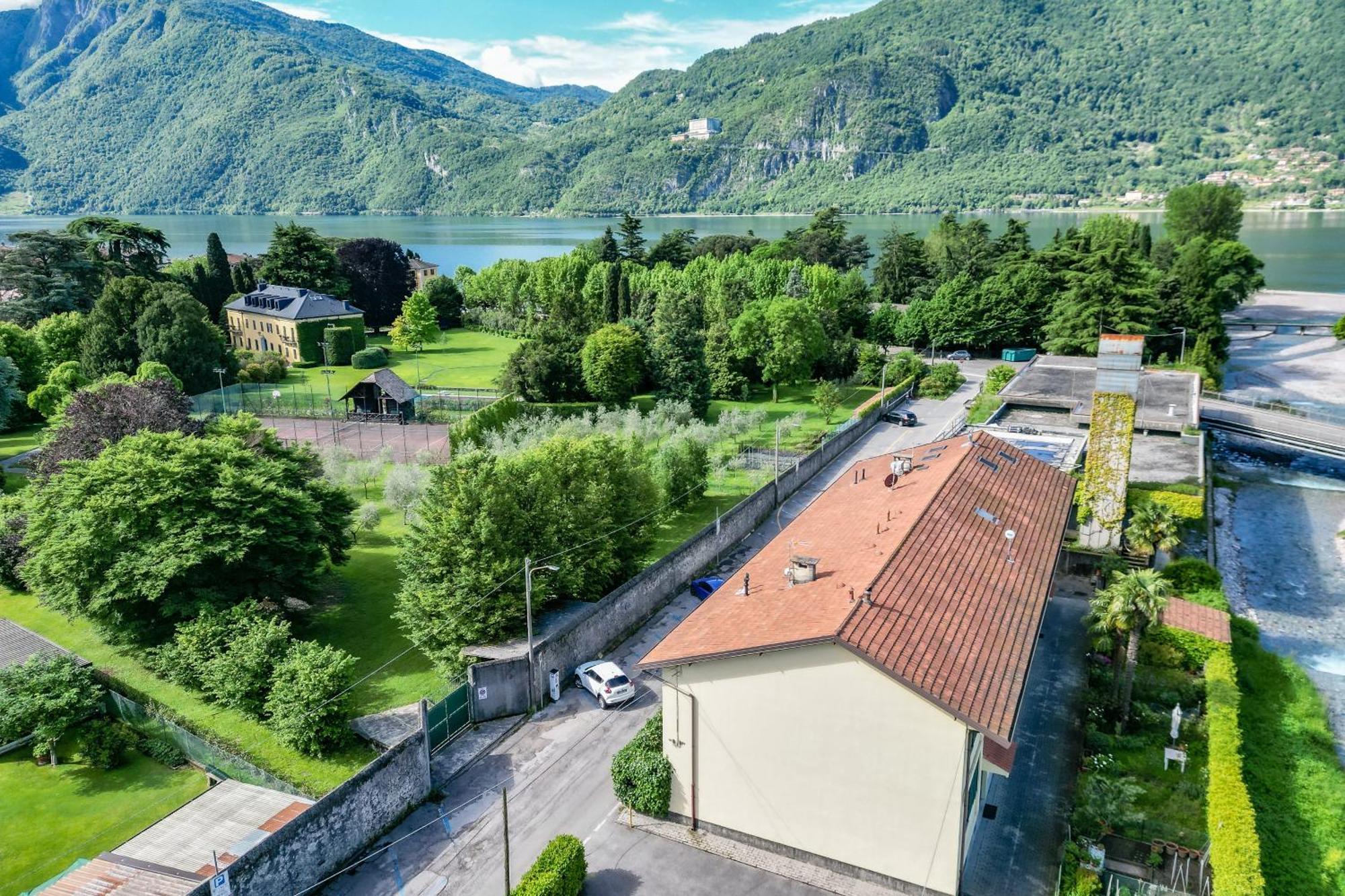Dolce Teresa Apartment マンデッロ・デル・ラーリオ エクステリア 写真